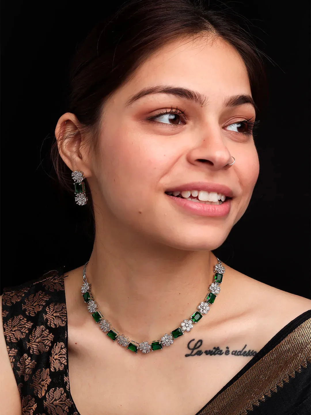 Exquisite Green Flower Motif CZ Sleek Necklace Set